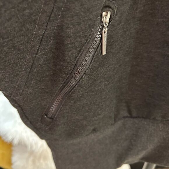 Tahari Sport Super soft inner fleece thumb hole sweatshirt - Picture 2 of 5